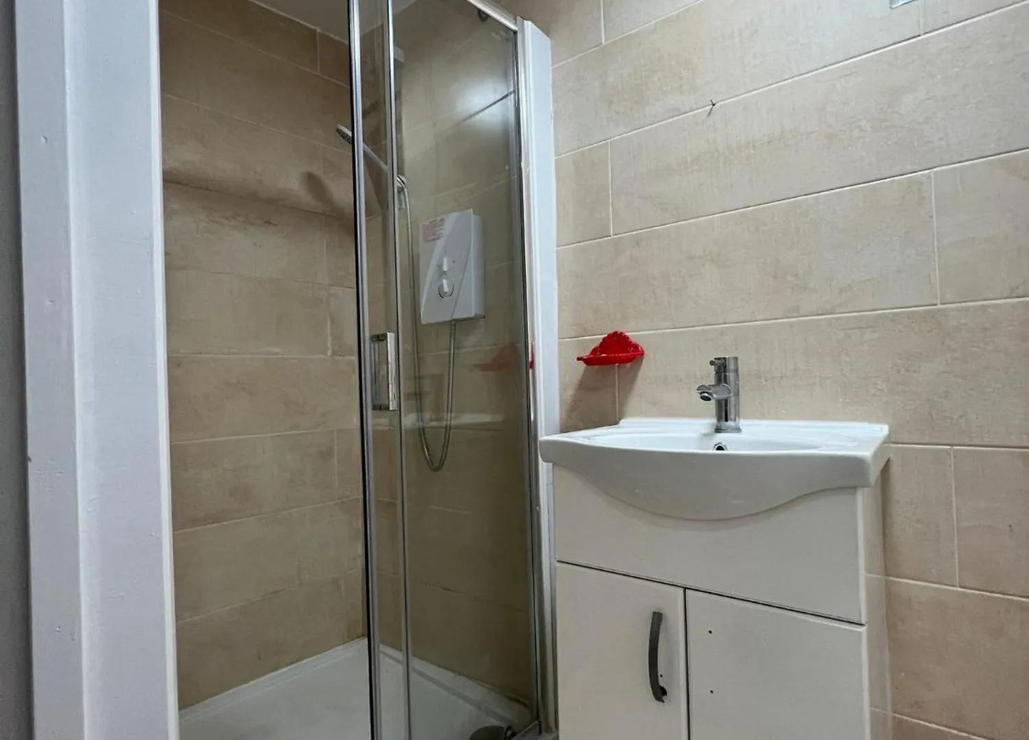 Apartment-Sleep6-Wifi-Family Friendly London